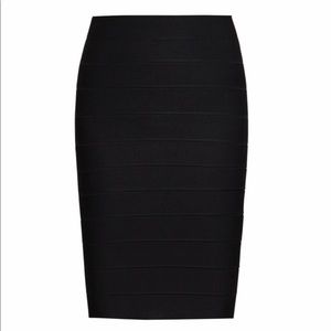 BCBG Classic Bandage pencil Skirt Black sz. small